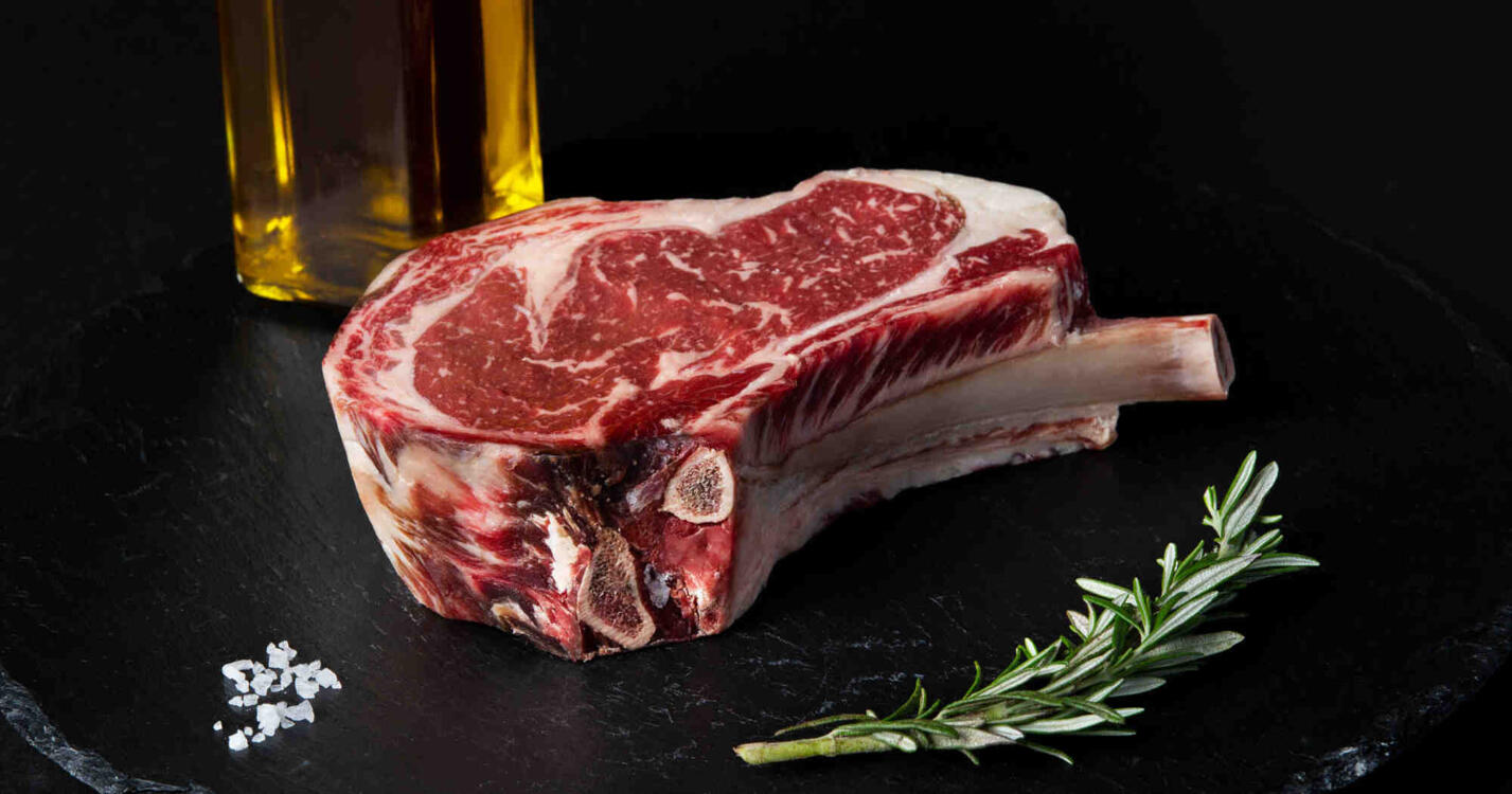 Beef Prime Dry Age Bone in Rib Steak