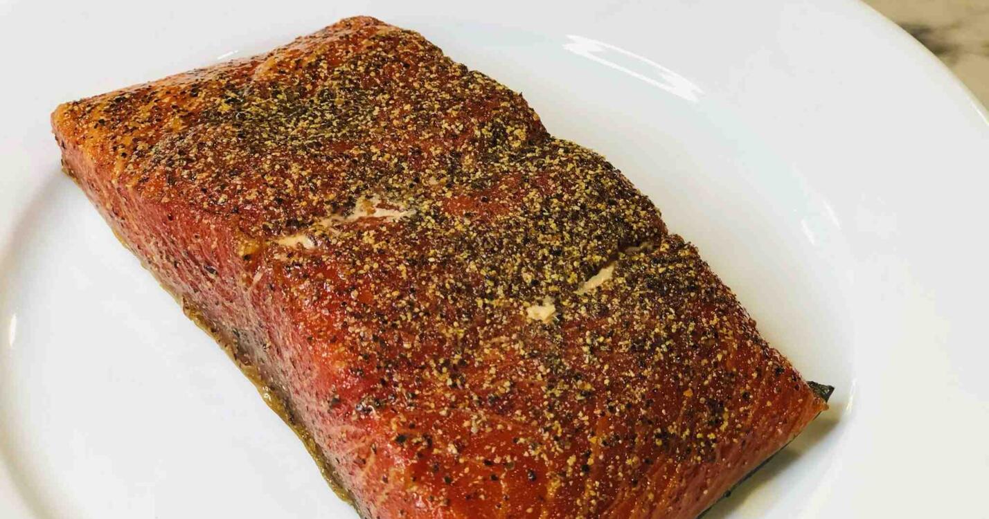 Hot Smoked Salmon Filet with Brown Sugar and Black Peppers